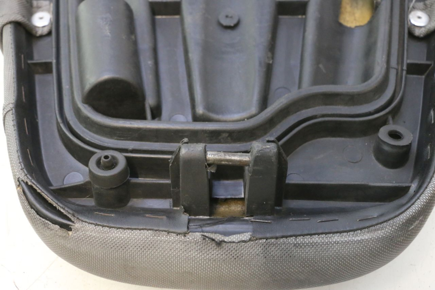 photo de SITZ GILERA RUNNER SP 50 (2002 - 2004) - Technische Nahaufnahme