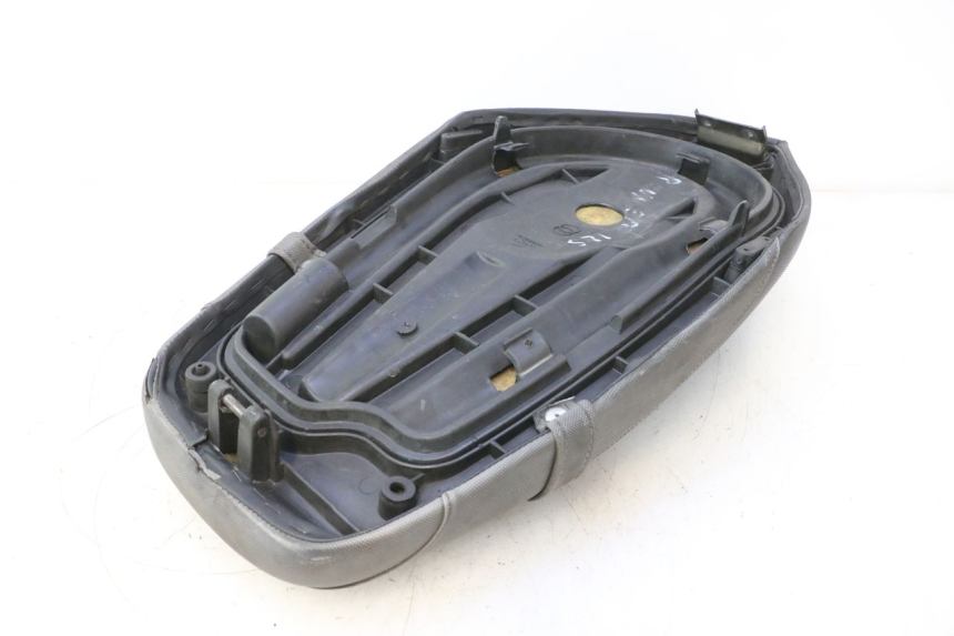 photo de SITZ GILERA RUNNER SP 50 (2002 - 2004) - Oberflächenzustand und Material