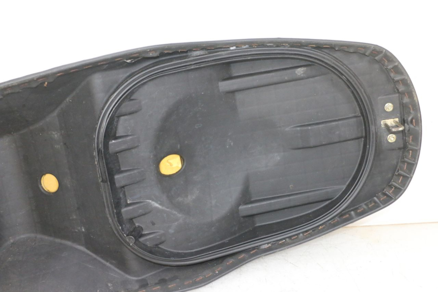 photo de SITZ DAELIM S1 125 (2007 - 2016) - Details der Befestigungspunkte