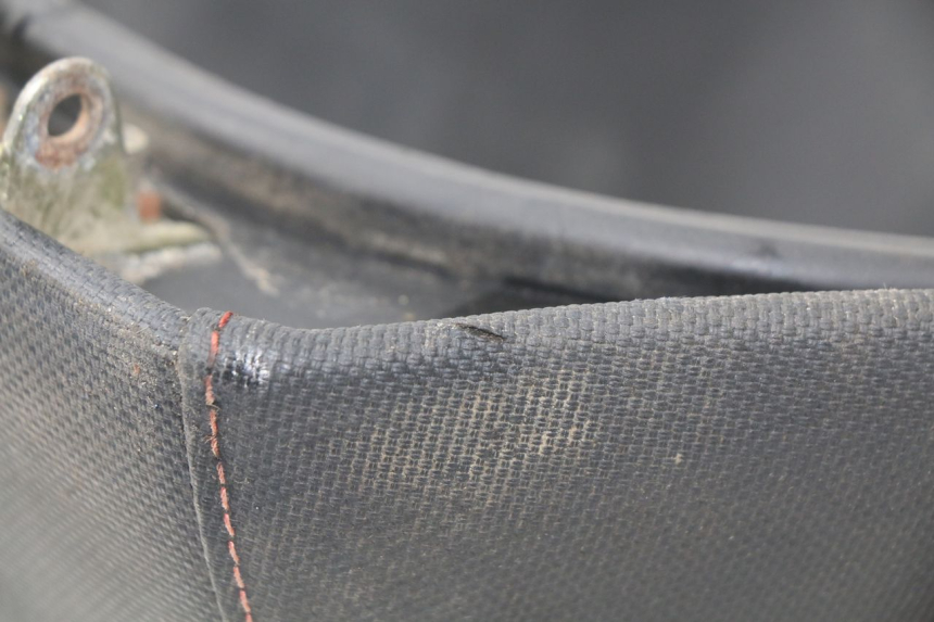 photo de SITZ DAELIM S4 50 (2010 - 2015) - Oberflächenzustand und Material