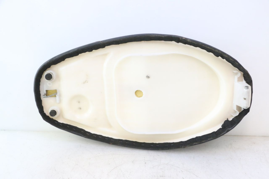 photo de SITZ JM MOTORS SANTANA 50 (2014 - 2023) - Oberflächenzustand und Material