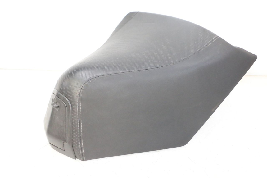 photo de SITZ PEUGEOT SATELIS 125 (2013 - 2018) - Charakteristische Merkmale