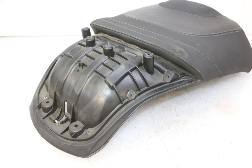 photo de SITZ PEUGEOT SATELIS 125 (2013 - 2018) - Hauptansicht