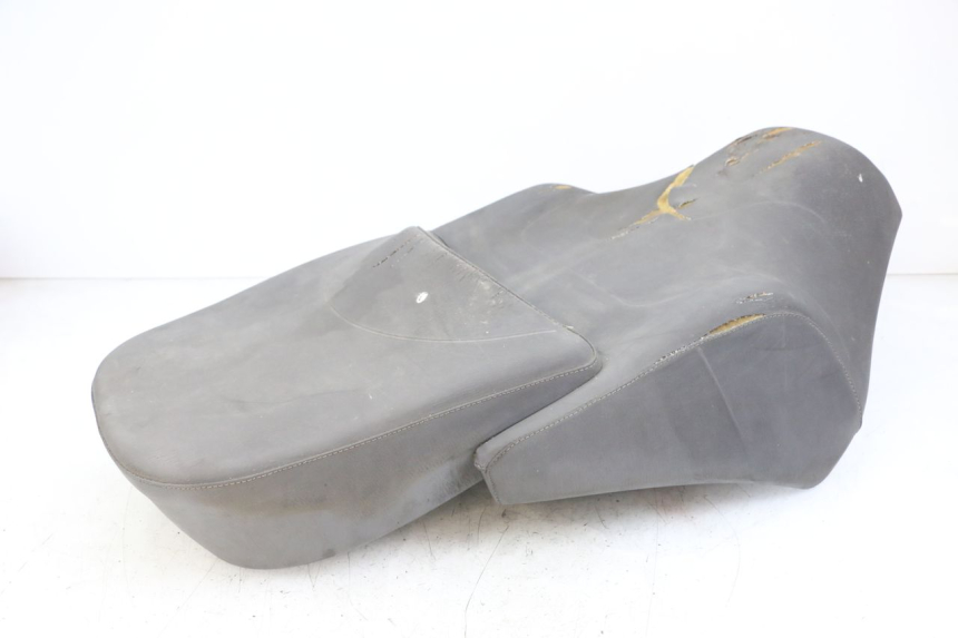 photo de SITZ APRILIA SCARABEO GT 125 (1999 - 2007) - Charakteristische Merkmale