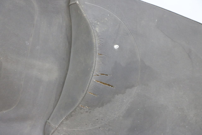 photo de SITZ APRILIA SCARABEO GT 125 (1999 - 2007) - Detaillierte Sichtprüfung