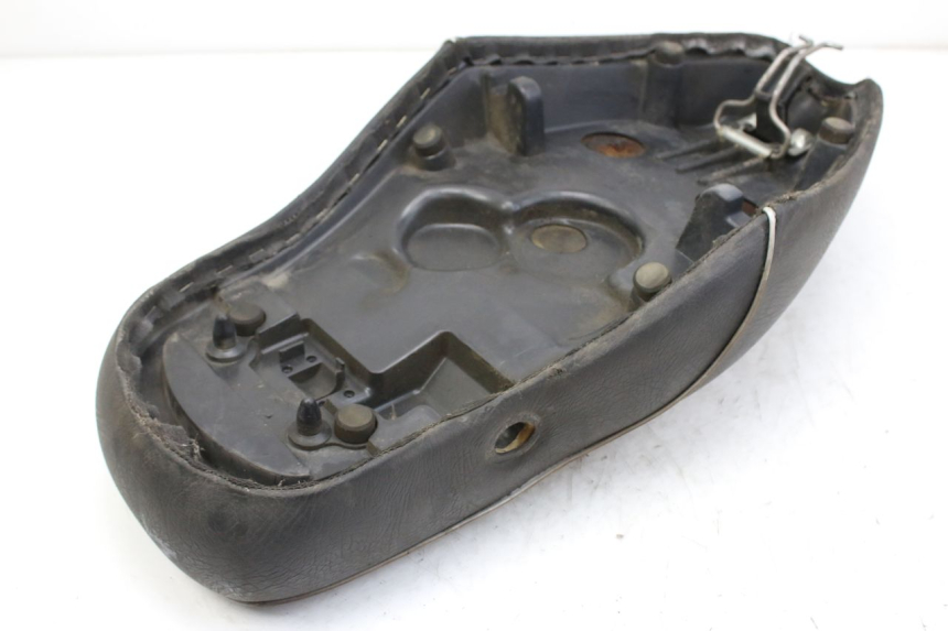 photo de SELLE APRILIA SCARABEO 100 (2003 - 2012) - Gesamtansicht des Produkts