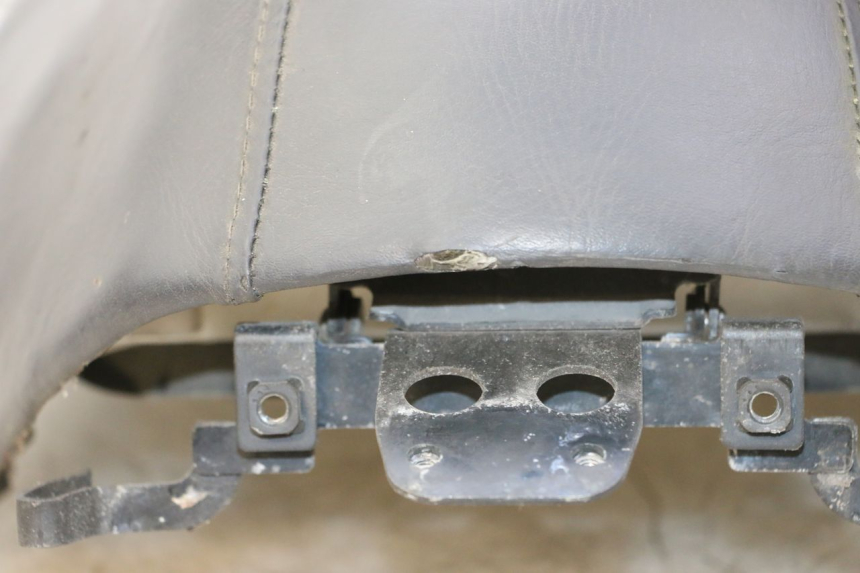 photo de SELLE HONDA SCV LEAD 100 (2003 - 2007) - Ergänzendes Produktfoto