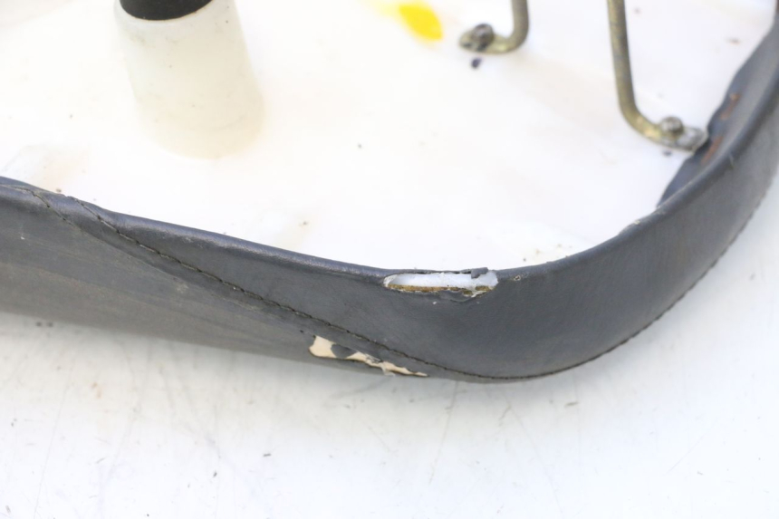 photo de SELLE HONDA SCV LEAD 100 (2003 - 2007) - Details der Befestigungspunkte