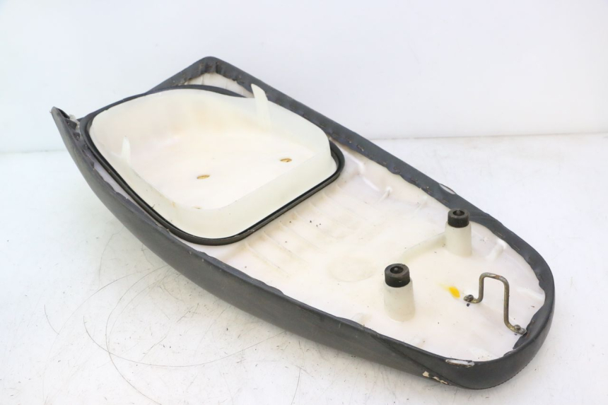 photo de SELLE HONDA SCV LEAD 100 (2003 - 2007) - Oberflächenzustand und Material