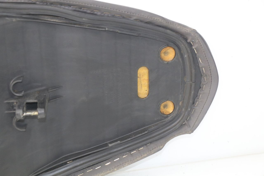 photo de SITZ HONDA SES DYLAN 125 (2002 - 2006) - Charakteristische Merkmale