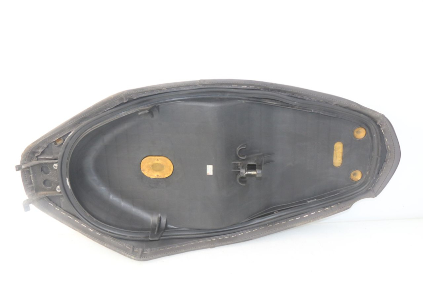 photo de SITZ HONDA SES DYLAN 125 (2002 - 2006) - Zoom auf Komponenten