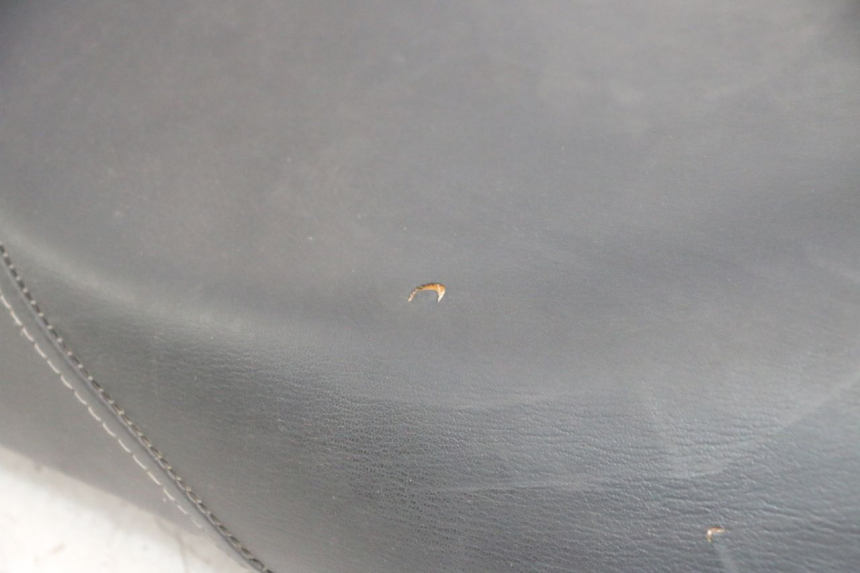 photo de SITZ HONDA SH 125 (2001 - 2003) - Charakteristische Merkmale