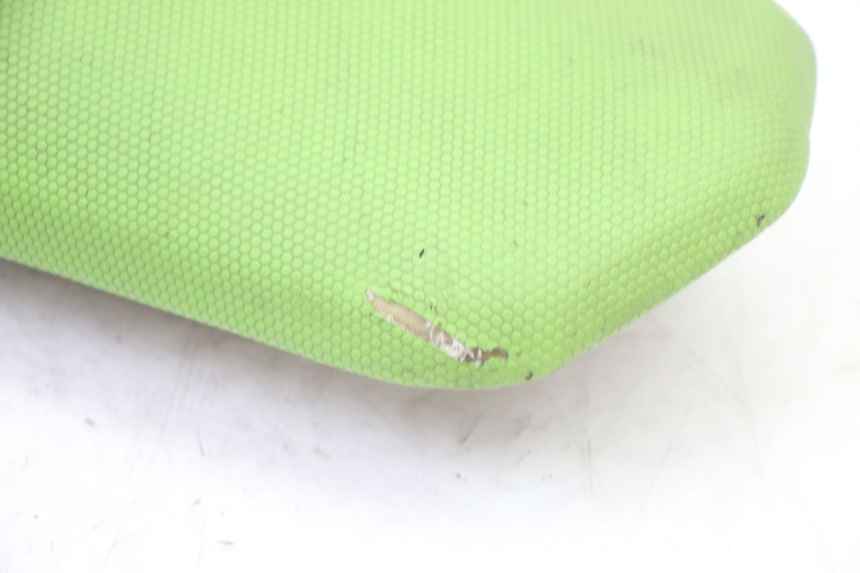 photo de SITZ SMALL MX THUNDER 250 - Oberflächenzustand und Material