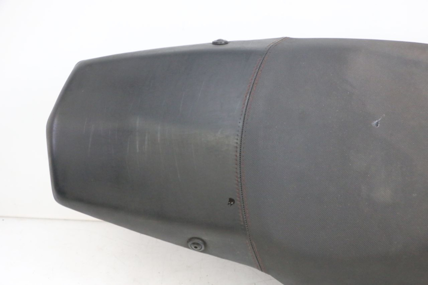 photo de SITZ PEUGEOT SPEEDFIGHT 4 4T EFI 50 (2021 - 2025) - Ergänzendes Produktfoto