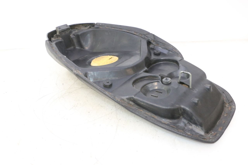 photo de SELLE PEUGEOT SPEEDFIGHT LC 50 (1996 - 2002) - Oberflächenzustand und Material