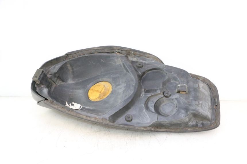 photo de SELLE PEUGEOT SPEEDFIGHT LC 50 (1996 - 2002) - Details der Befestigungspunkte