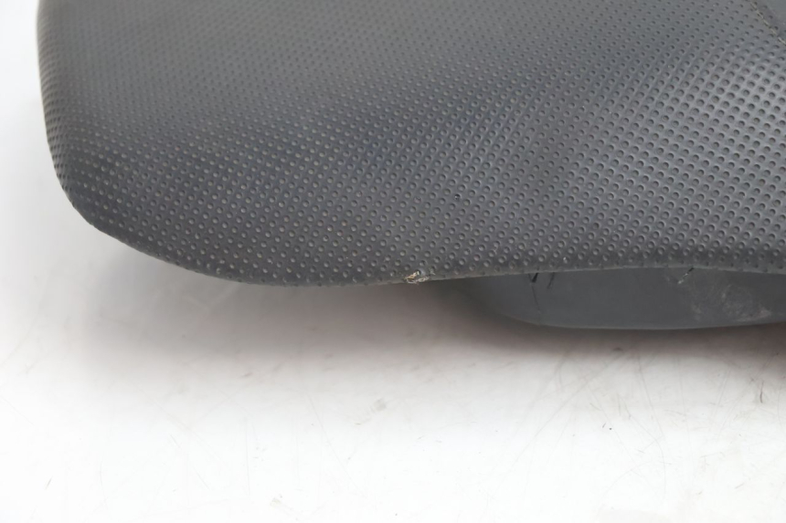 photo de SELLE PEUGEOT SPEEDFIGHT LC 50 (1996 - 2002) - Gesamtansicht des Produkts