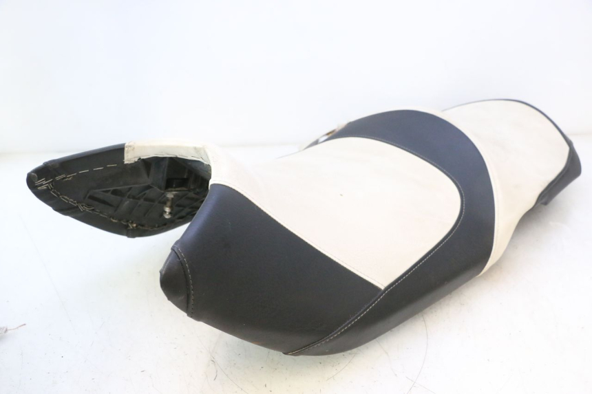 photo de SITZ CAN-AM SPYDER RS 1000 (2008 - 2012) - Ergänzendes Produktfoto
