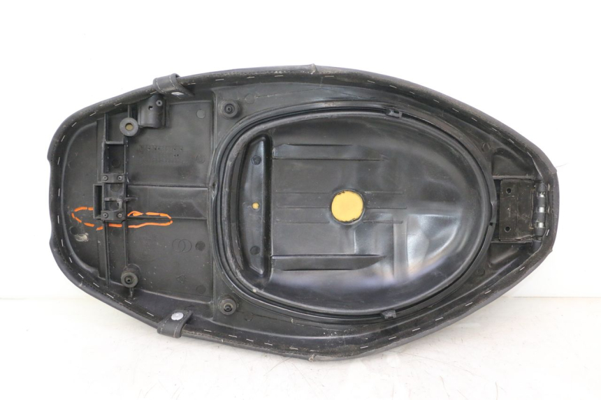 photo de SITZ GILERA STALKER 50 (2004 - 2014) - Zoom auf Gebrauchszustand
