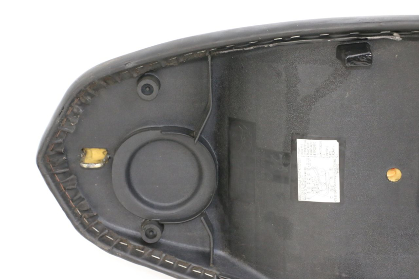 photo de SITZ PEUGEOT STREETZONE 2T 50 (2014 - 2019) - Kennzeichnungen und Originalreferenzen