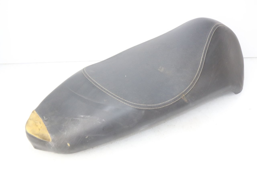 photo de SITZBANK PEUGEOT STREETZONE 4T 50 (2018 - 2023) - Zoom auf Gebrauchszustand