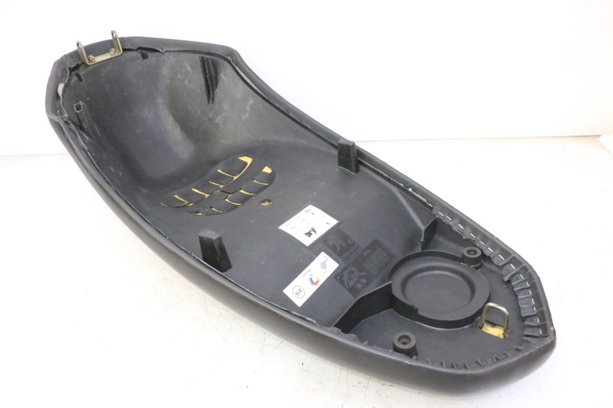 photo de SITZ PEUGEOT STREETZONE I 2T 50 (2018 - 2020) - Zoom auf Gebrauchszustand