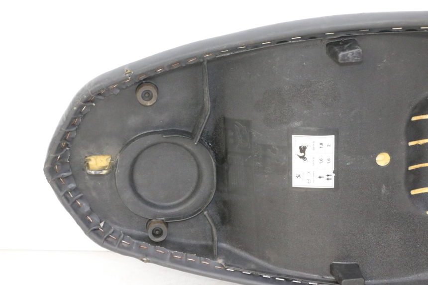 photo de SITZ PEUGEOT STREETZONE I NAKED 2T 50 (2018 - 2020) - Geprüftes Gebrauchtteil