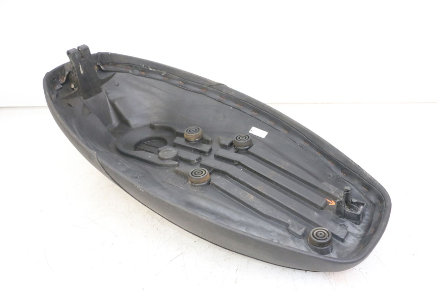 photo de SITZBANK MBK STUNT NAKED 50 (2004 - 2018) - Hochauflösende Nahaufnahme