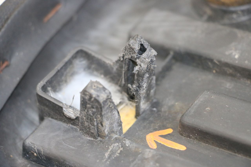 photo de SITZBANK MBK STUNT NAKED 50 (2004 - 2018) - Zoom auf Gebrauchszustand