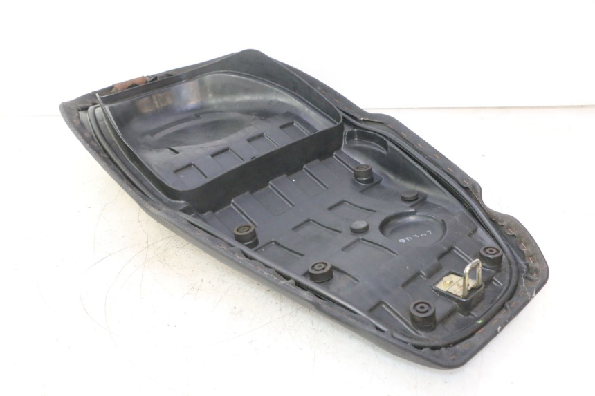 photo de SITZ KYMCO SUPER 8 2T 50 (2007 - 2013) - Alternativer Blickwinkel