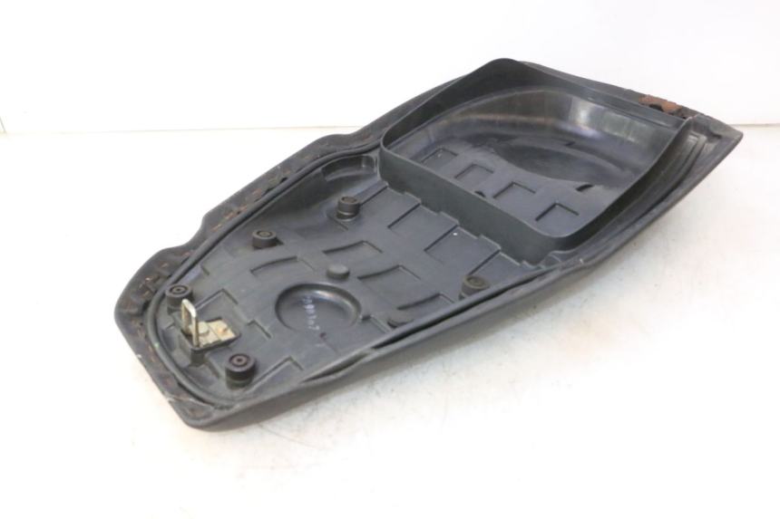 photo de SITZ KYMCO SUPER 8 2T 50 (2007 - 2013) - Qualität der Gebrauchtware