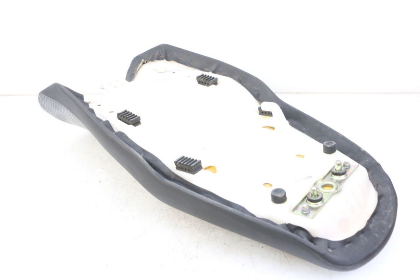 photo de SITZ SUZUKI GSF S BANDIT 600 (2000 - 2004) - Detailansicht des Bauteils