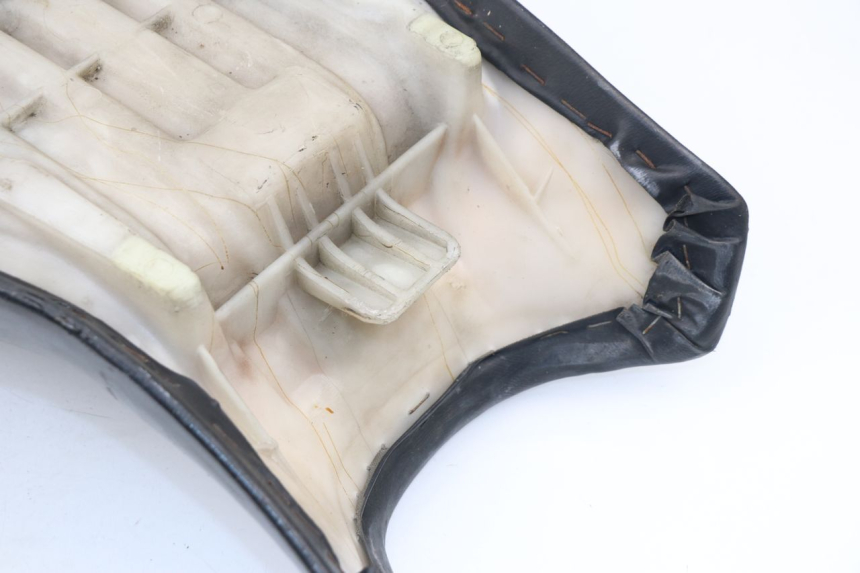 photo de SITZ SUZUKI GSX F GSXF 750 (1988 - 1998) - Ergänzendes Produktfoto