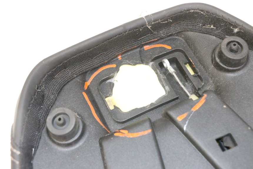 photo de SELLE APRILIA SXR 50 (2021 - 2023) - Detaillierte Sichtprüfung