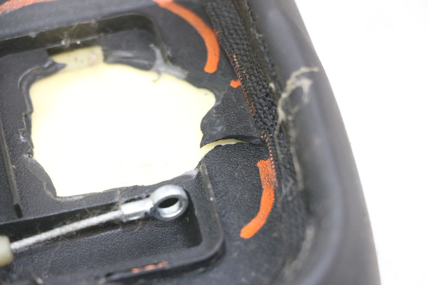 photo de SELLE APRILIA SXR 50 (2021 - 2023) - Kennzeichnungen und Originalreferenzen