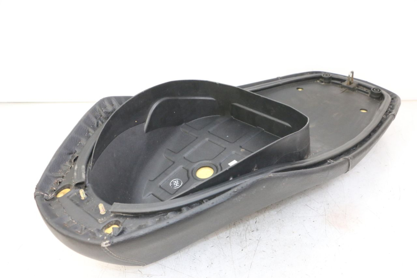 photo de SELLE SYM JET 14 4T 50 (2018 - 2022) - Details der Befestigungspunkte