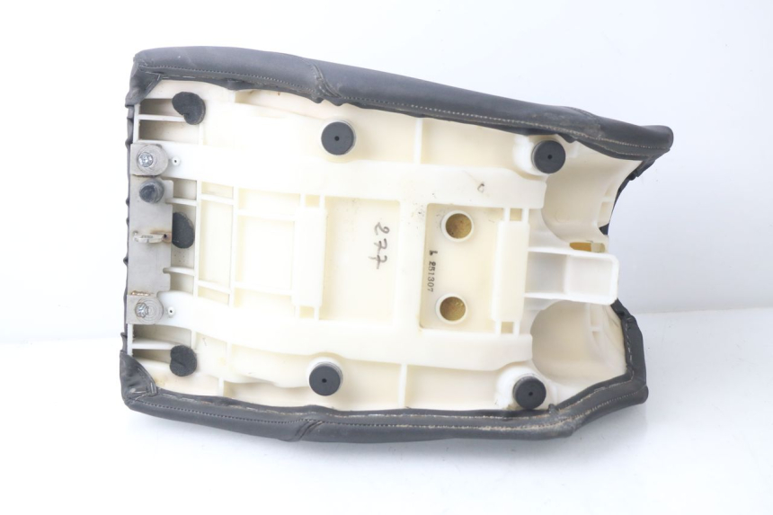 photo de SITZ YAMAHA TDM ABS 900 (2002 - 2014) - Technische Nahaufnahme