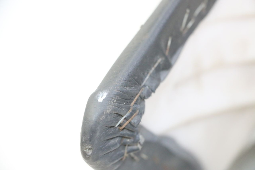 photo de SITZ YAMAHA TDR DELTABOX 125 (1997 - 2003) - Fokus auf die Struktur