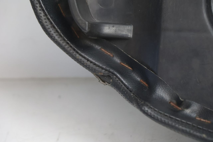 photo de SITZ PEUGEOT TREKKER TKR 50 (2005 - 2014) - Weitere Ansicht des Artikels