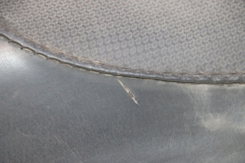 photo de SITZ PEUGEOT TREKKER 50 (1995 - 2004) - Detaillierte Sichtprüfung