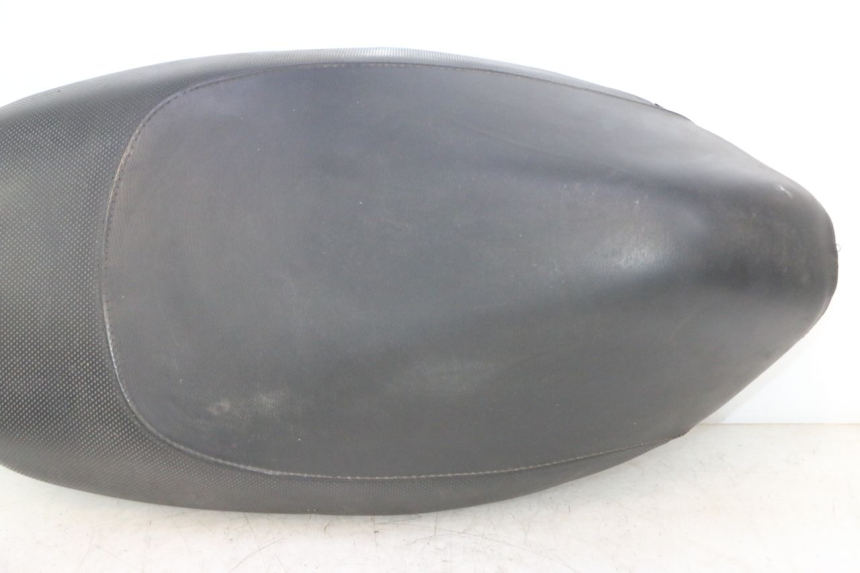 photo de SITZ PEUGEOT TREKKER 50 (1995 - 2004) - Detailansicht des Bauteils