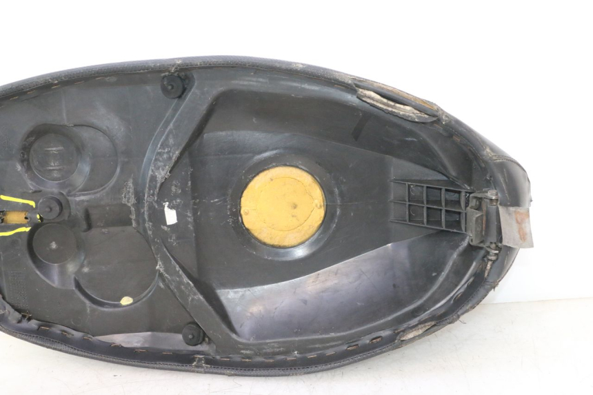 photo de SITZ PEUGEOT TREKKER 50 (1995 - 2004) - Zoom auf Gebrauchszustand