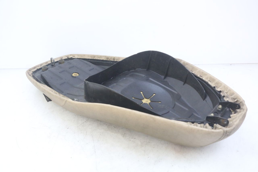 photo de SITZBANK PEUGEOT TWEET 4T 50 (2010 - 2014) - Gesamtansicht des Produkts