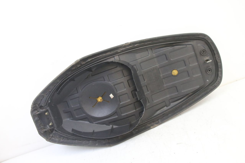 photo de SELLE PEUGEOT TWEET 4T 50 (2014 - 2019) - Charakteristische Merkmale