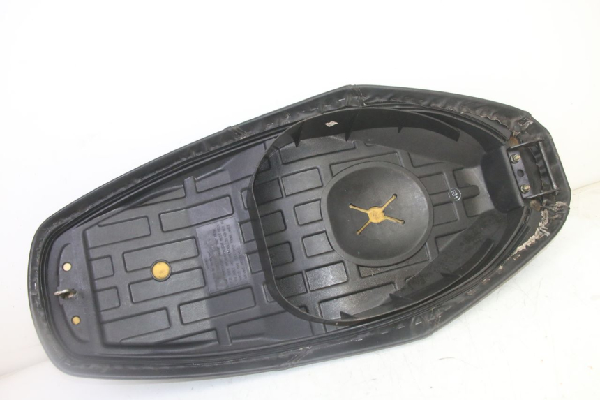 photo de SELLE PEUGEOT TWEET 4T 50 (2018 - 2022) - Technische Nahaufnahme