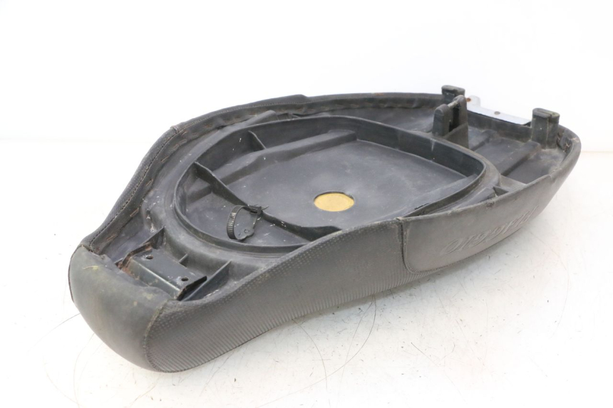 photo de SELLE PIAGGIO TYPHOON 50 (1993 - 1999) - Detaillierte Sichtprüfung