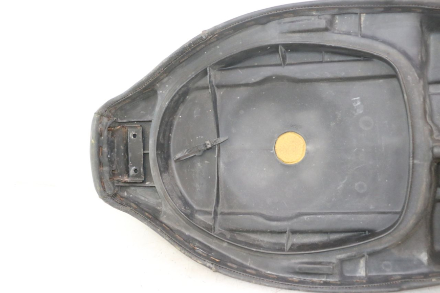 photo de SELLE PIAGGIO TYPHOON 50 (1993 - 1999) - Fokus auf die Struktur