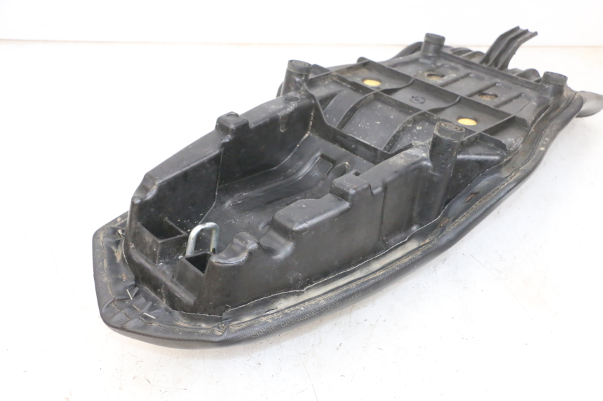 photo de SITZ YAMAHA TZR 50 (2008 - 2016) - Weitere Ansicht des Artikels