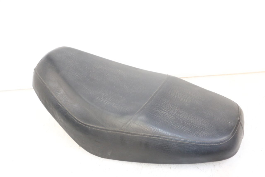 photo de SELLE UNIVERSAL BIKE ZN50QT-11B 50 (2018 - 2021) - Zoom auf Gebrauchszustand