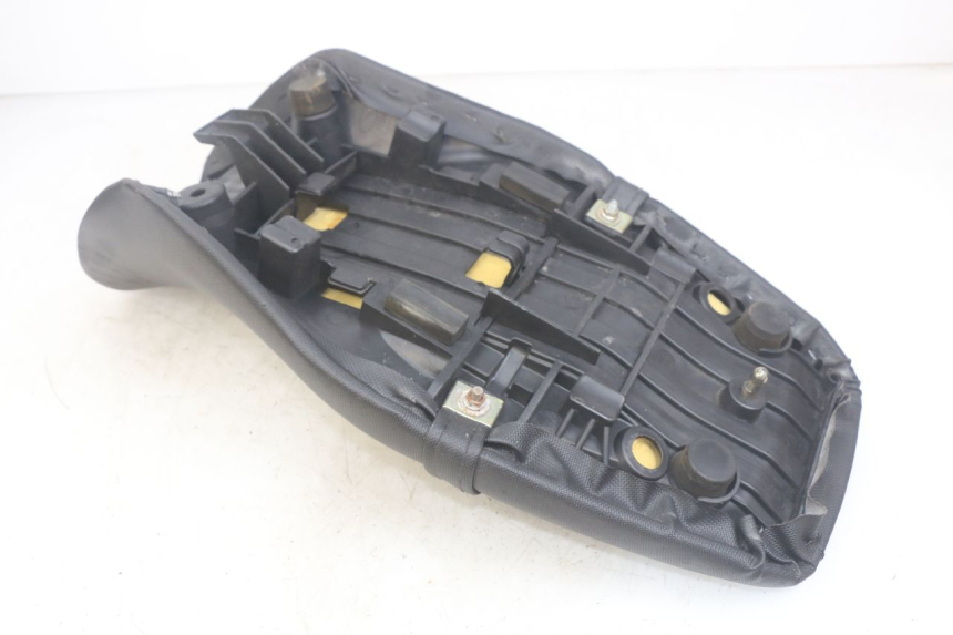 photo de SELLE MOTRAC URBAN 4T 50 (2016 - 2024) - Details der Befestigungspunkte